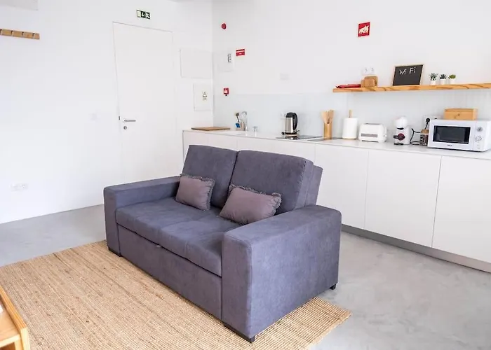 Mar Nest - New & Cosy House For 2, Fully Equiped & Sea View